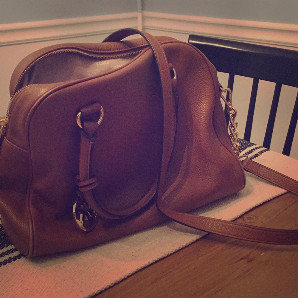 Michael Kors Brown Leather Purse (used)